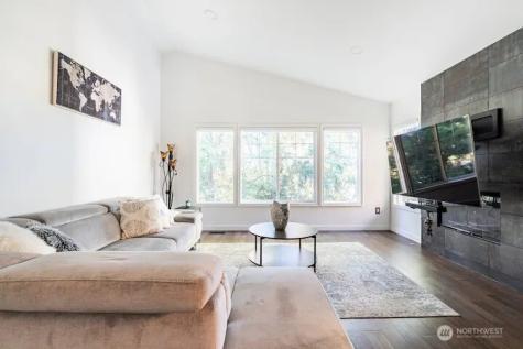 16908 River Rock Drive Lynnwood WA 98037