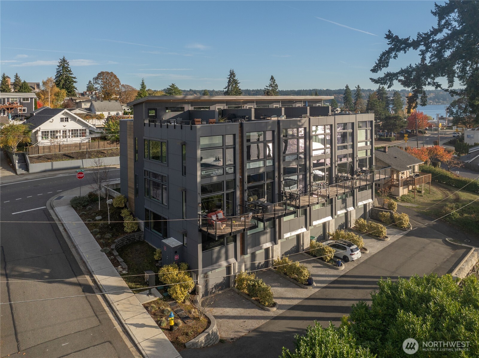 1157 Wheaton Way Bremerton WA 98310