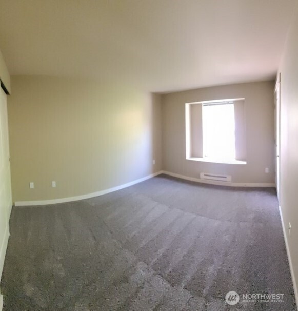 7711 NE 175th Street Kenmore WA 98028
