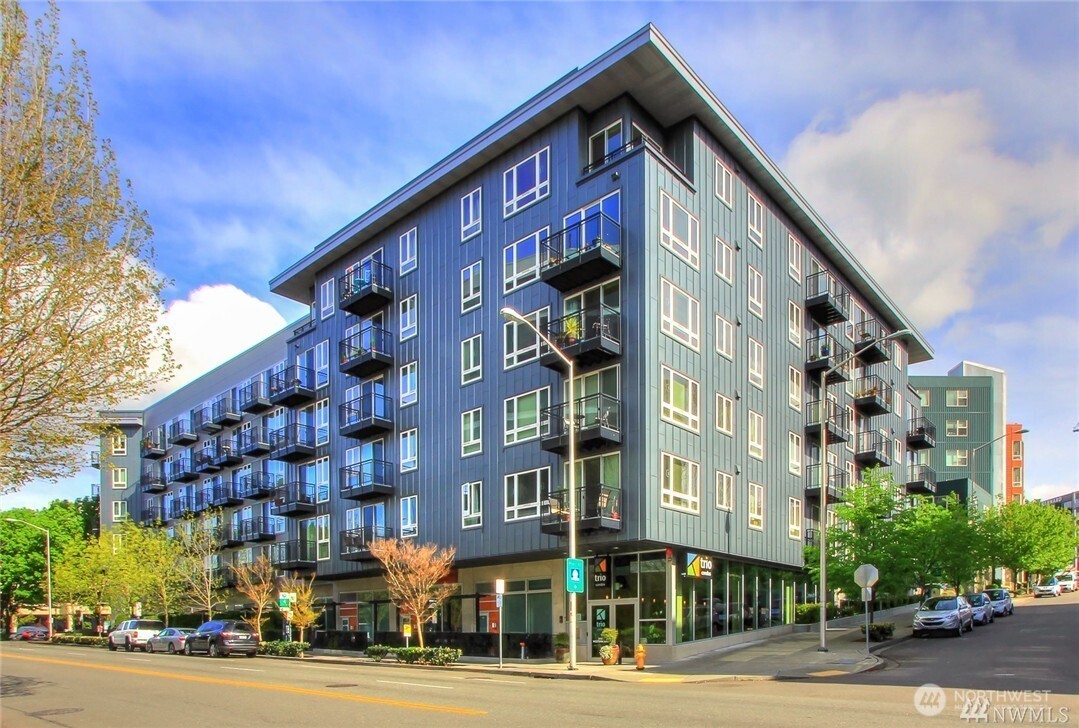 3104 Western Avenue Seattle WA 98121