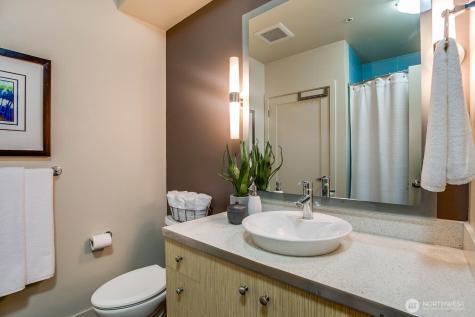 3104 Western Avenue Seattle WA 98121