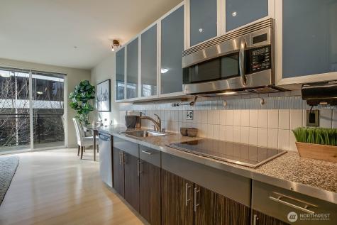 3104 Western Avenue Seattle WA 98121