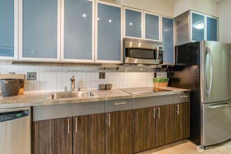 3104 Western Avenue Seattle WA 98121