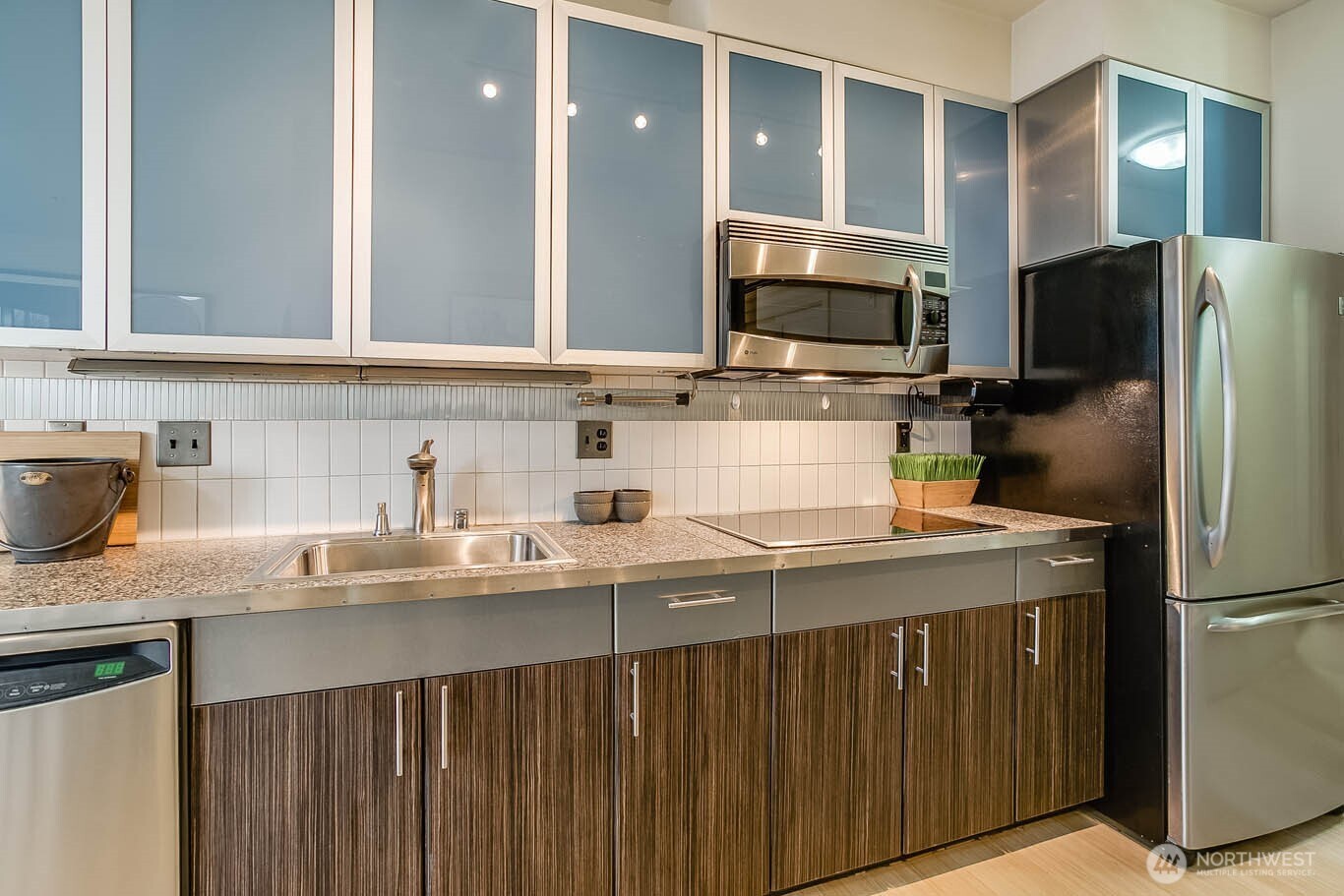 3104 Western Avenue Seattle WA 98121