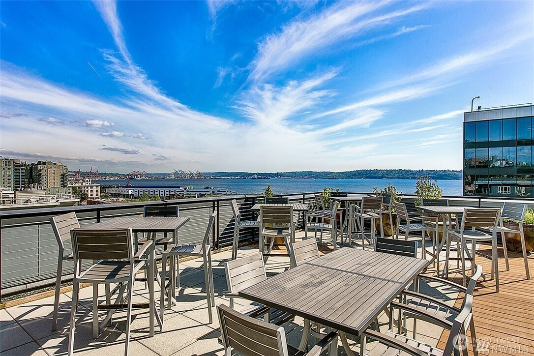 3104 Western Avenue Seattle WA 98121