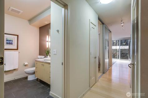 3104 Western Avenue Seattle WA 98121