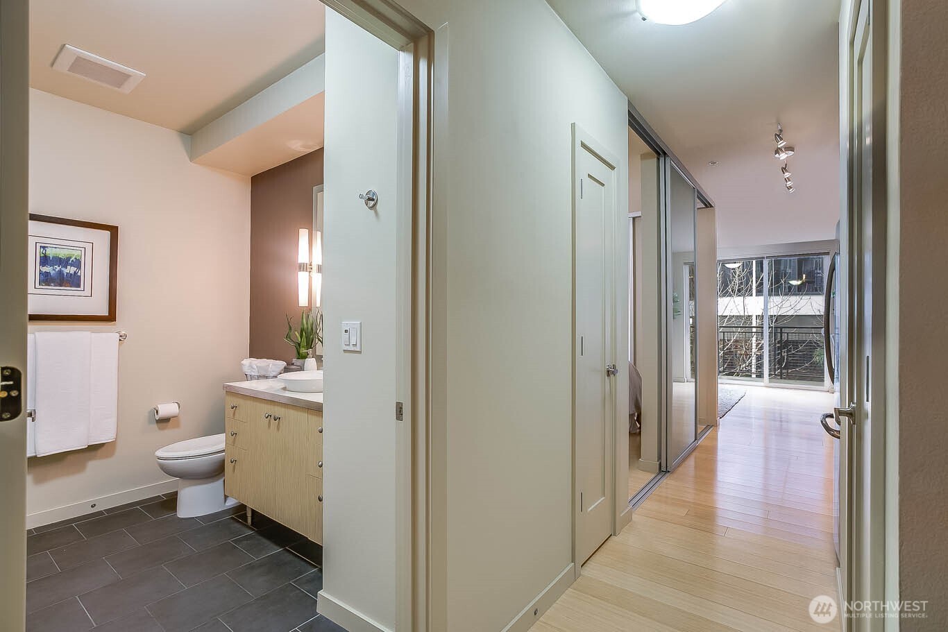 3104 Western Avenue Seattle WA 98121