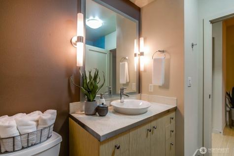 3104 Western Avenue Seattle WA 98121
