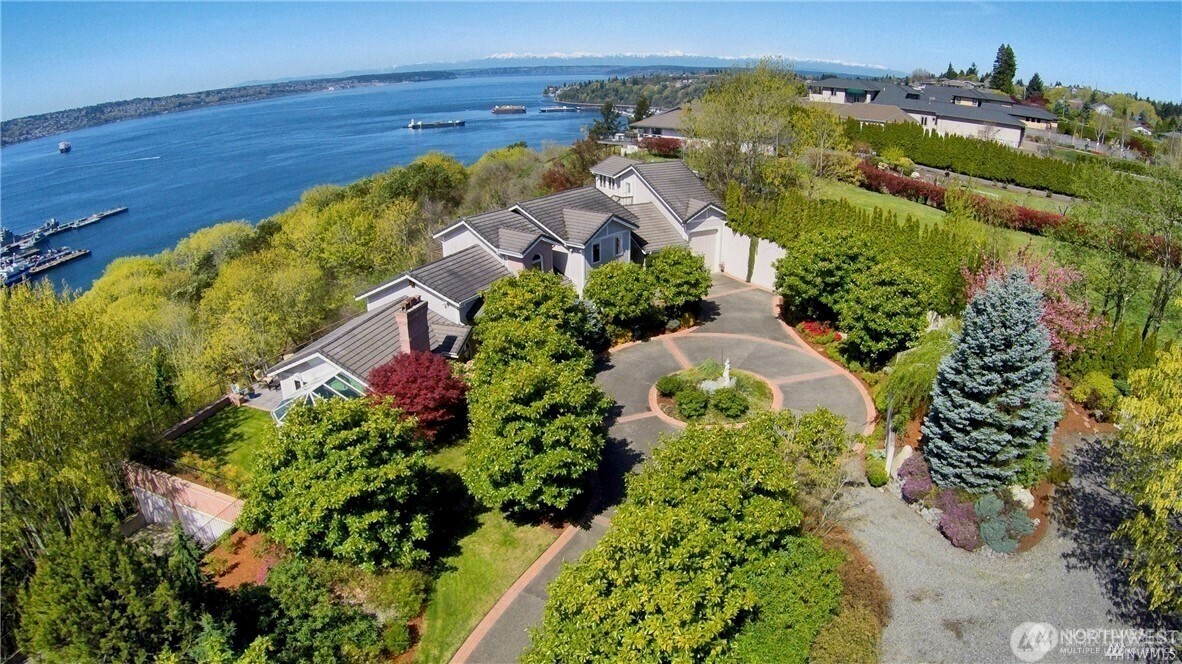 3220 Loma Court NE Tacoma WA 98422