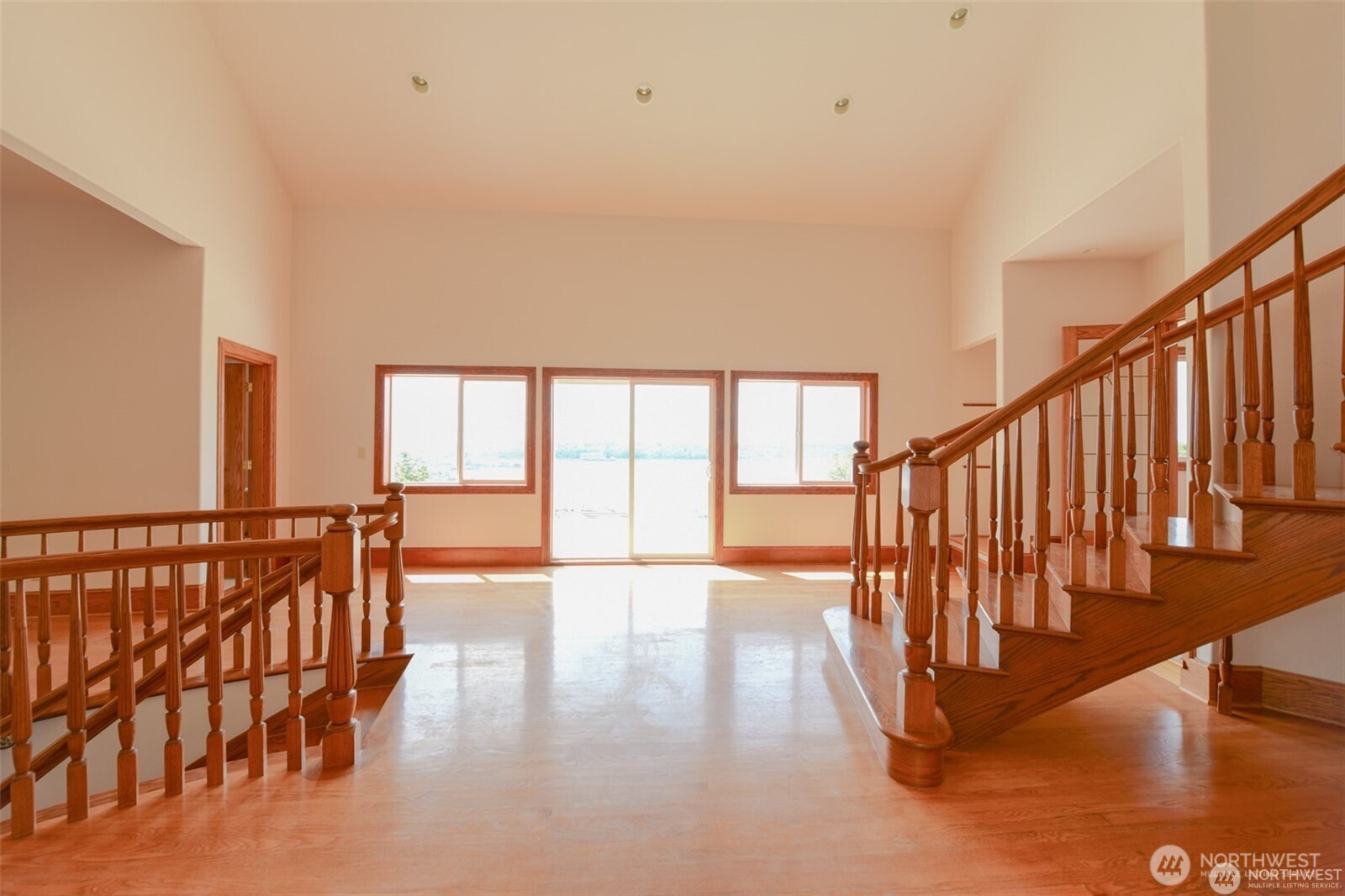 3220 Loma Court NE Tacoma WA 98422