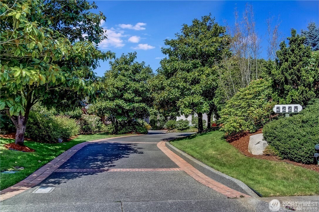 3220 Loma Court NE Tacoma WA 98422