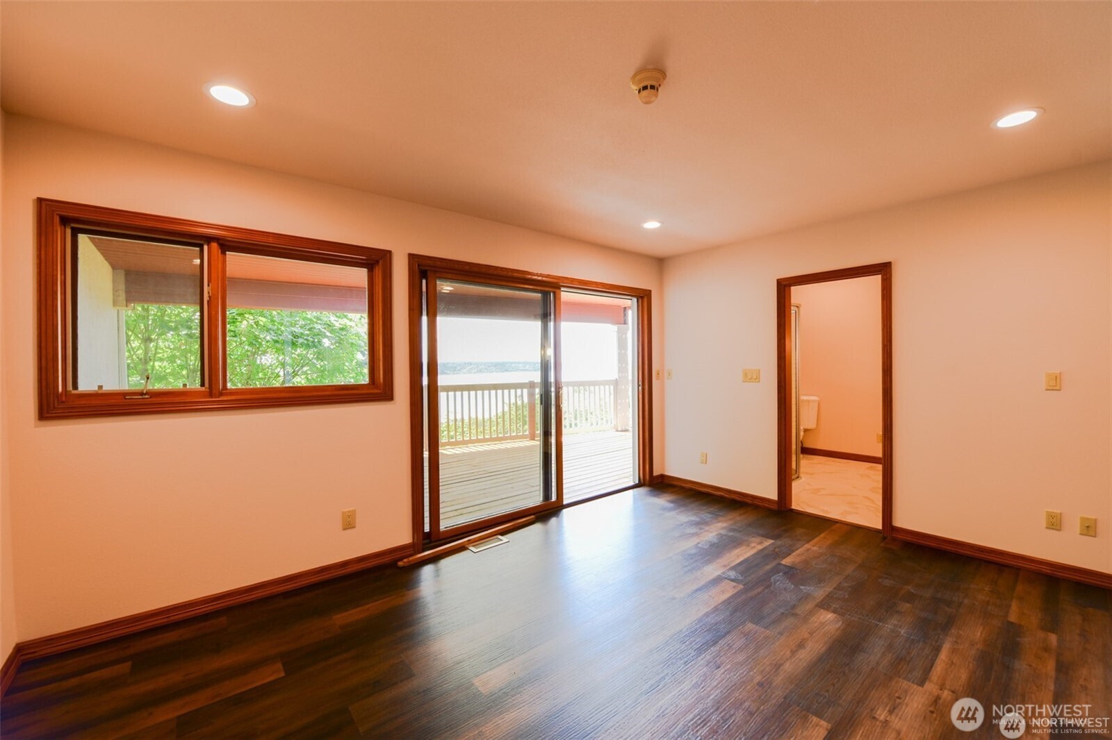 3220 Loma Court NE Tacoma WA 98422