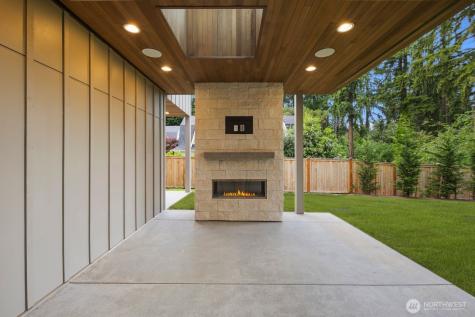 2202 102nd Place SE Bellevue WA 98004
