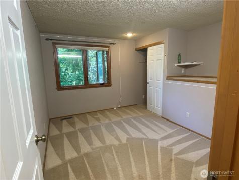 24417 SE 17th Place Sammamish WA 98075