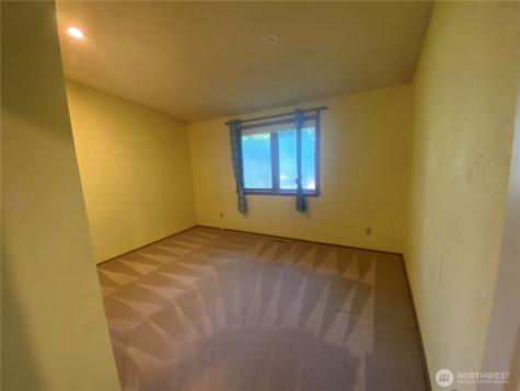 24417 SE 17th Place Sammamish WA 98075