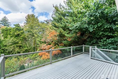 16434 SE 58th Place Bellevue WA 98006