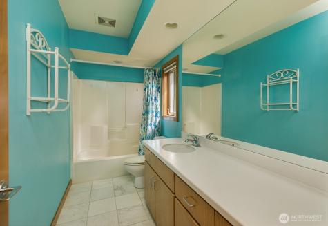 16434 SE 58th Place Bellevue WA 98006