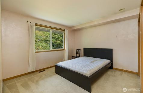 16434 SE 58th Place Bellevue WA 98006