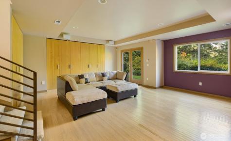 16434 SE 58th Place Bellevue WA 98006