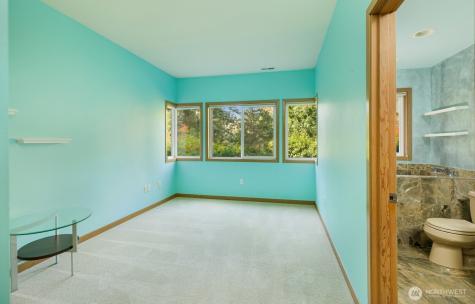 16434 SE 58th Place Bellevue WA 98006