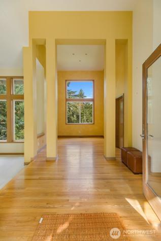 16434 SE 58th Place Bellevue WA 98006