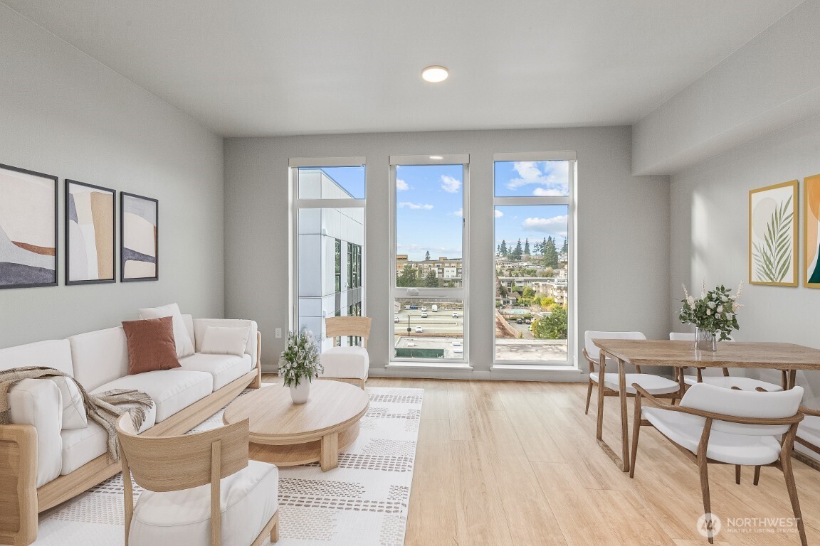 1085 103rd Avenue NE Bellevue WA 98004