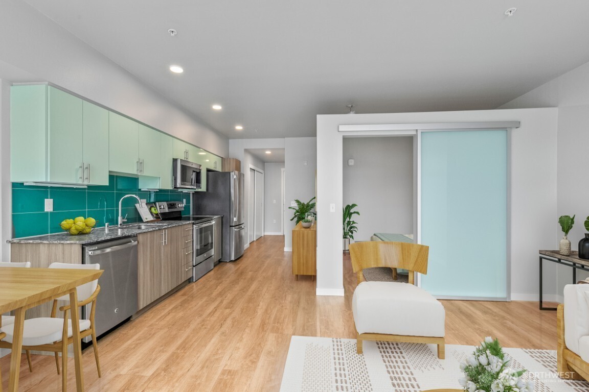 1085 103rd Avenue NE Bellevue WA 98004