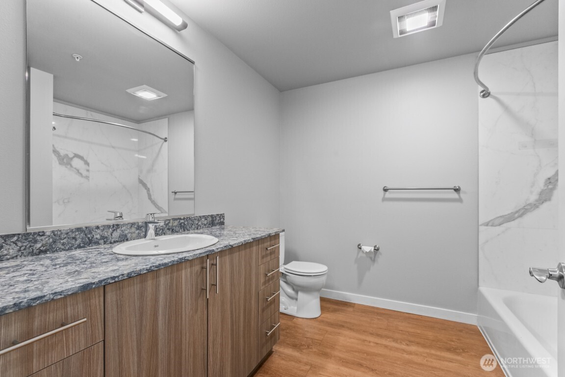 1085 103rd Avenue NE Bellevue WA 98004