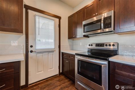 3323 Hoyt Avenue Everett WA 98201