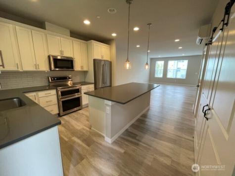 13420 Manor Way Lynnwood WA 98087