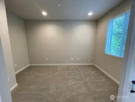 13420 Manor Way Lynnwood WA 98087