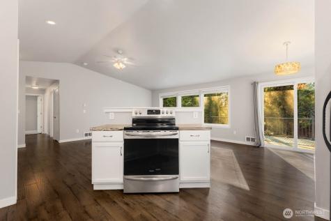 3122 Glacier Lane Camano Island WA 98282