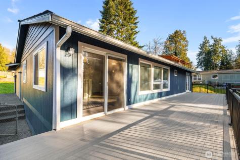 3122 Glacier Lane Camano Island WA 98282