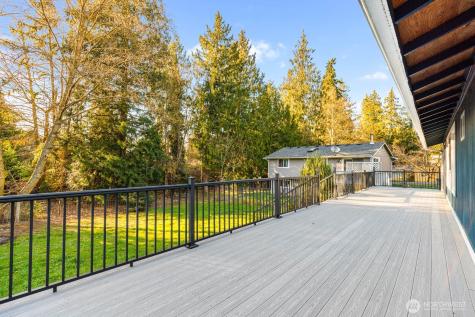 3122 Glacier Lane Camano Island WA 98282