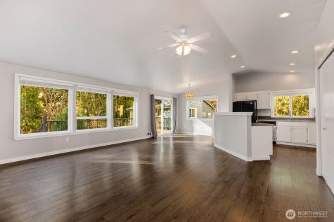 3122 Glacier Lane Camano Island WA 98282