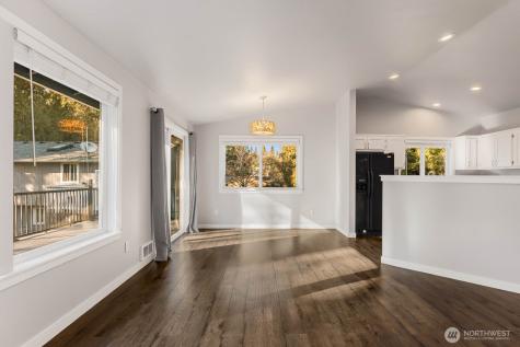 3122 Glacier Lane Camano Island WA 98282