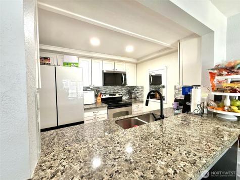 6703 204th Street SW Lynnwood WA 98036