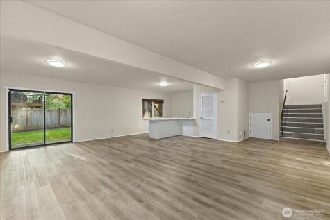 9607 122nd Avenue SE Renton WA 98056