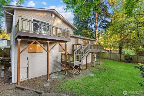 9607 122nd Avenue SE Renton WA 98056