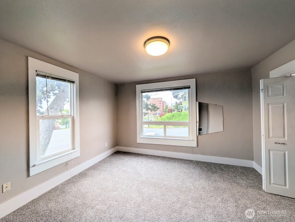 1020 Wall Street Everett WA 98201