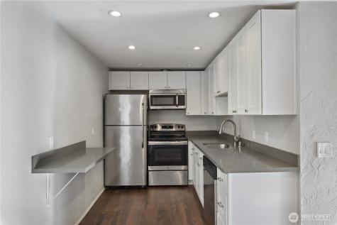 2100 N 106th Street Seattle WA 98133