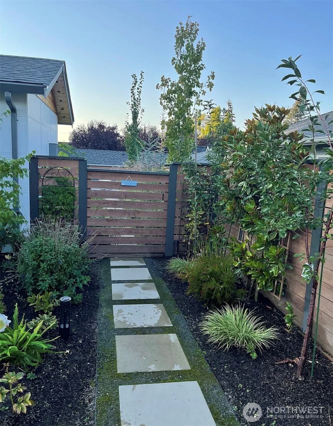 1819 7th Street W Kirkland WA 98033