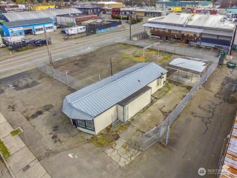 9808 17th Avenue SW Seattle WA 98106