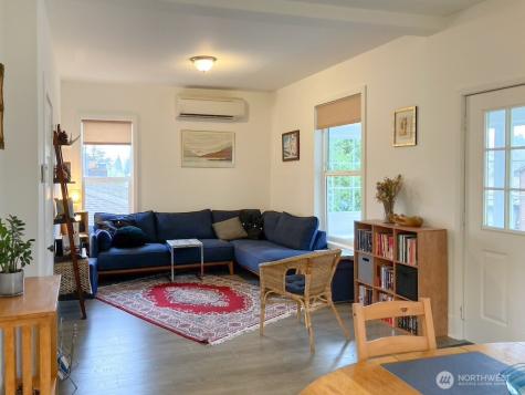 3943 S Orcas Street Seattle WA 98118