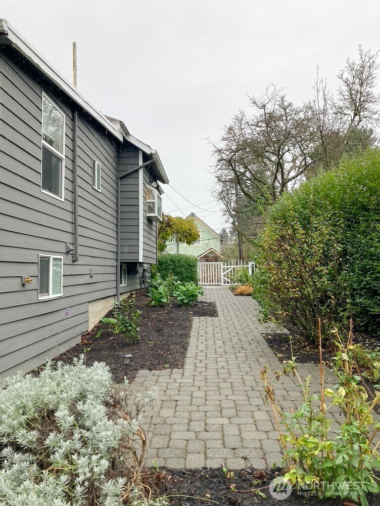 3943 S Orcas Street Seattle WA 98118