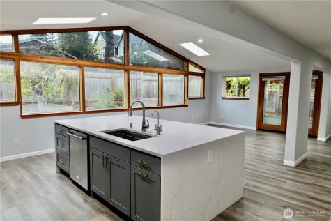 701 124th Avenue NE Bellevue WA 98005