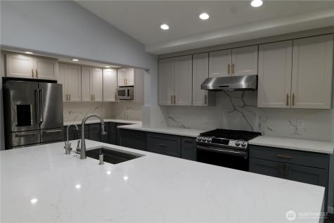 701 124th Avenue NE Bellevue WA 98005