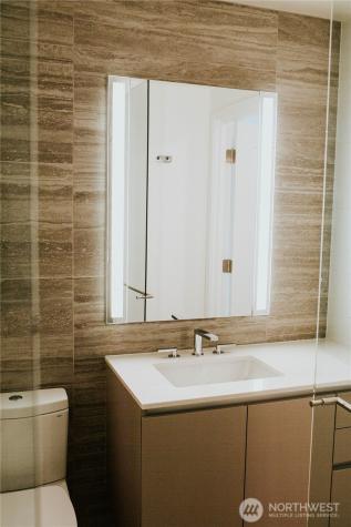 2510 6th Avenue Seattle WA 98121