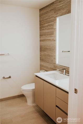 2510 6th Avenue Seattle WA 98121