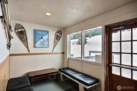 220 Tanner Way Snoqualmie Pass WA 98068